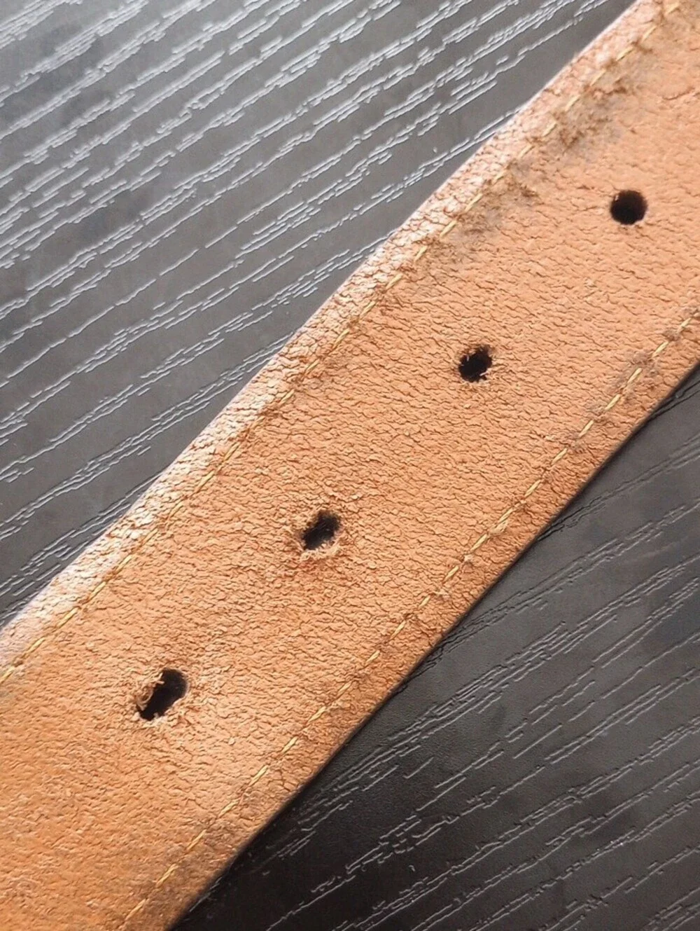 Goodfellow & Co Tan Brown Genuine Leather Belt with Silvertone Buckle